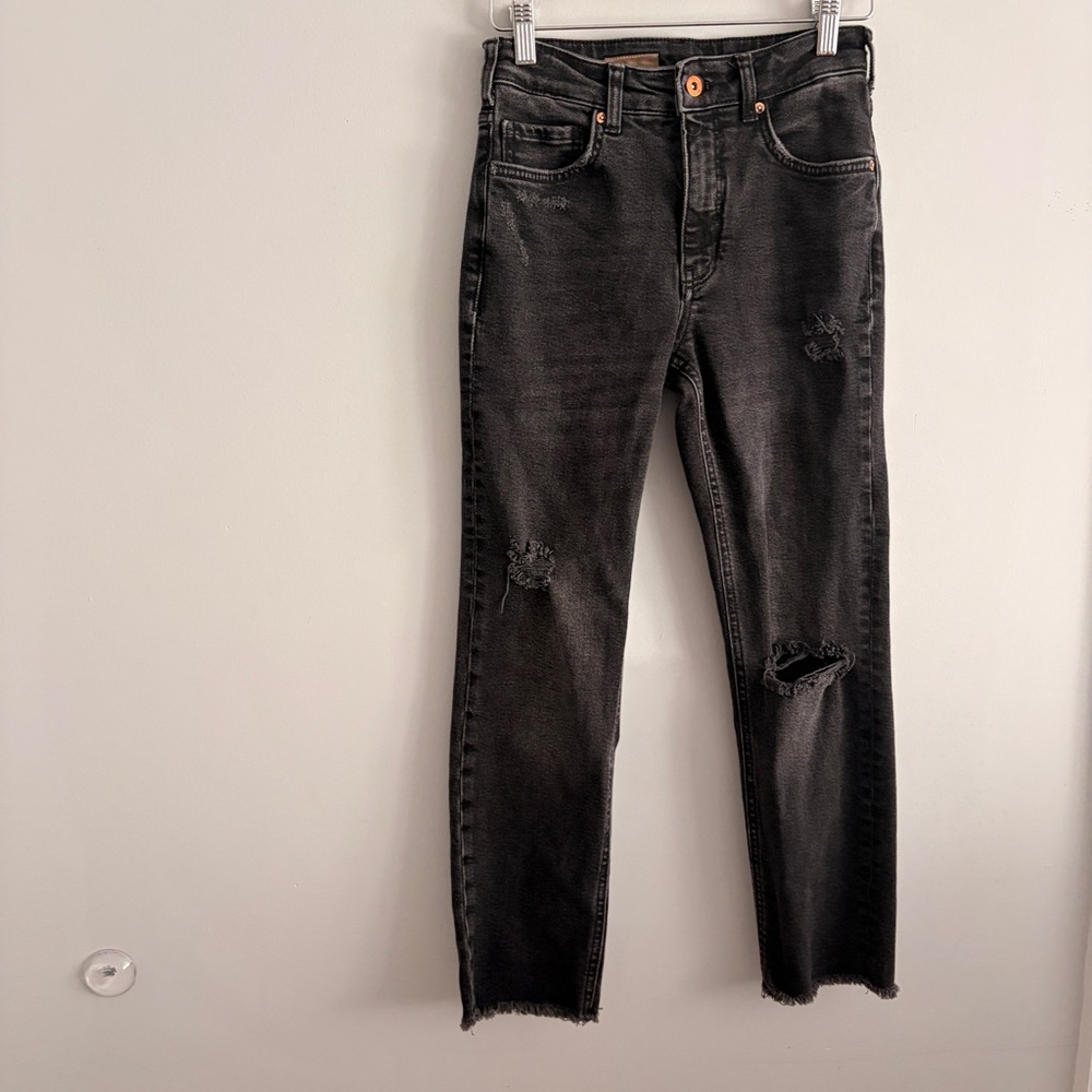Pilcro Anthropologie 25 Petite Black Distressed Straight Leg Ankle Jeans